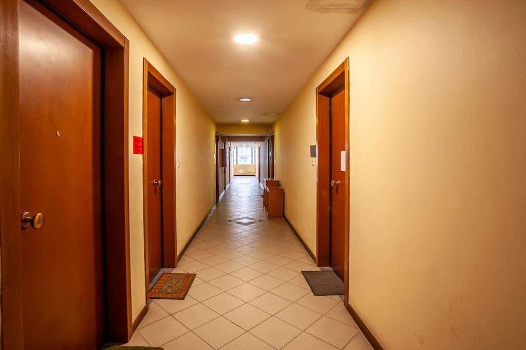 Railway Area Studio Parking テッサロニキ エクステリア 写真